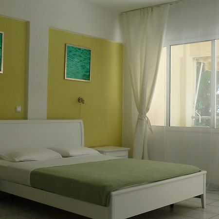 Dryades Hotel Siviri Luaran gambar