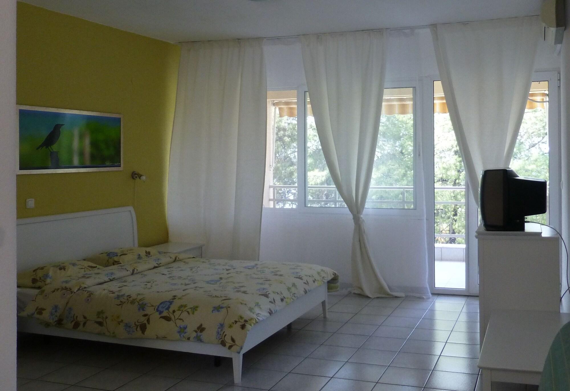 Dryades Hotel Siviri Luaran gambar