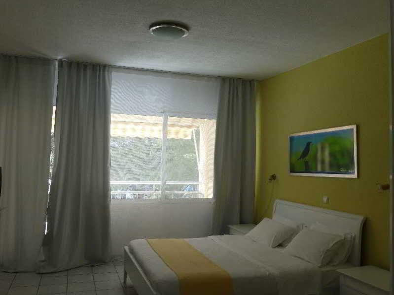 Dryades Hotel Siviri Luaran gambar