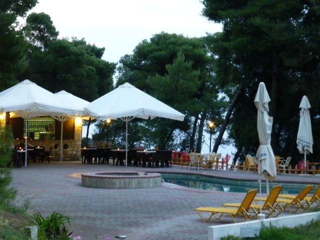 Dryades Hotel Siviri Luaran gambar