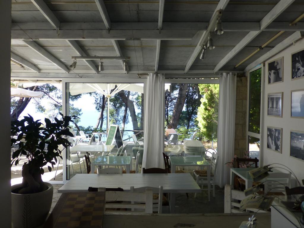 Dryades Hotel Siviri Luaran gambar
